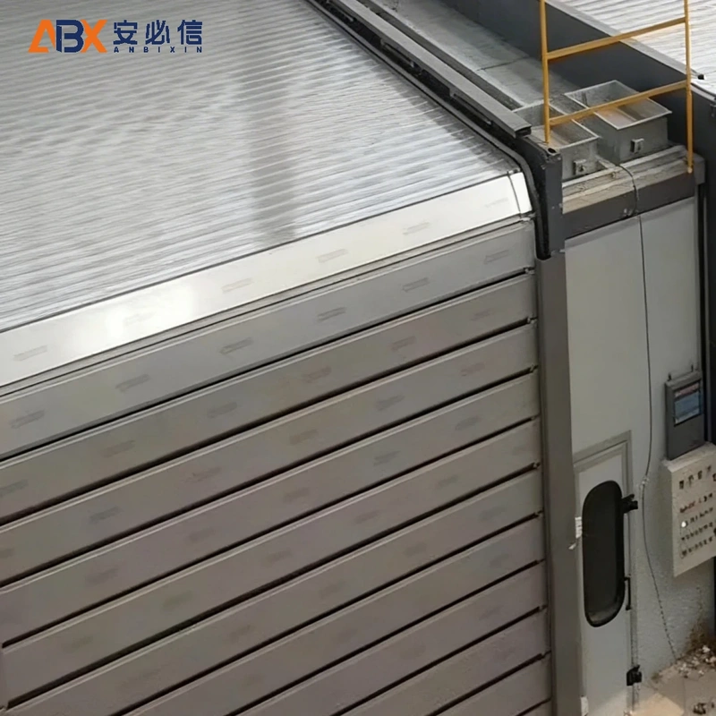 昆玉涡轮硬质高速门